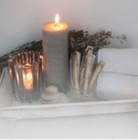 Hyaluronbehandlung, Enzympeeling, Hyaluronmaske, Peeling, Massage, Wirkstoffvliesmaske, Mikrodermabrasion, Hot-Stone-Körpermassage, Wimpern